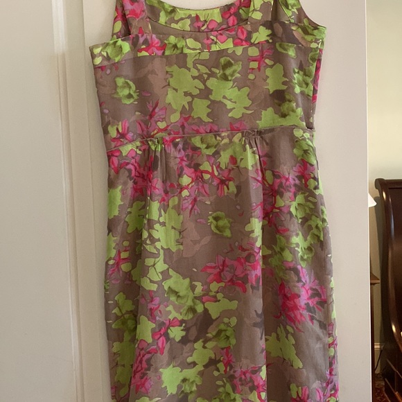 Beautiful Spring/ Summer dress - Picture 2 of 2